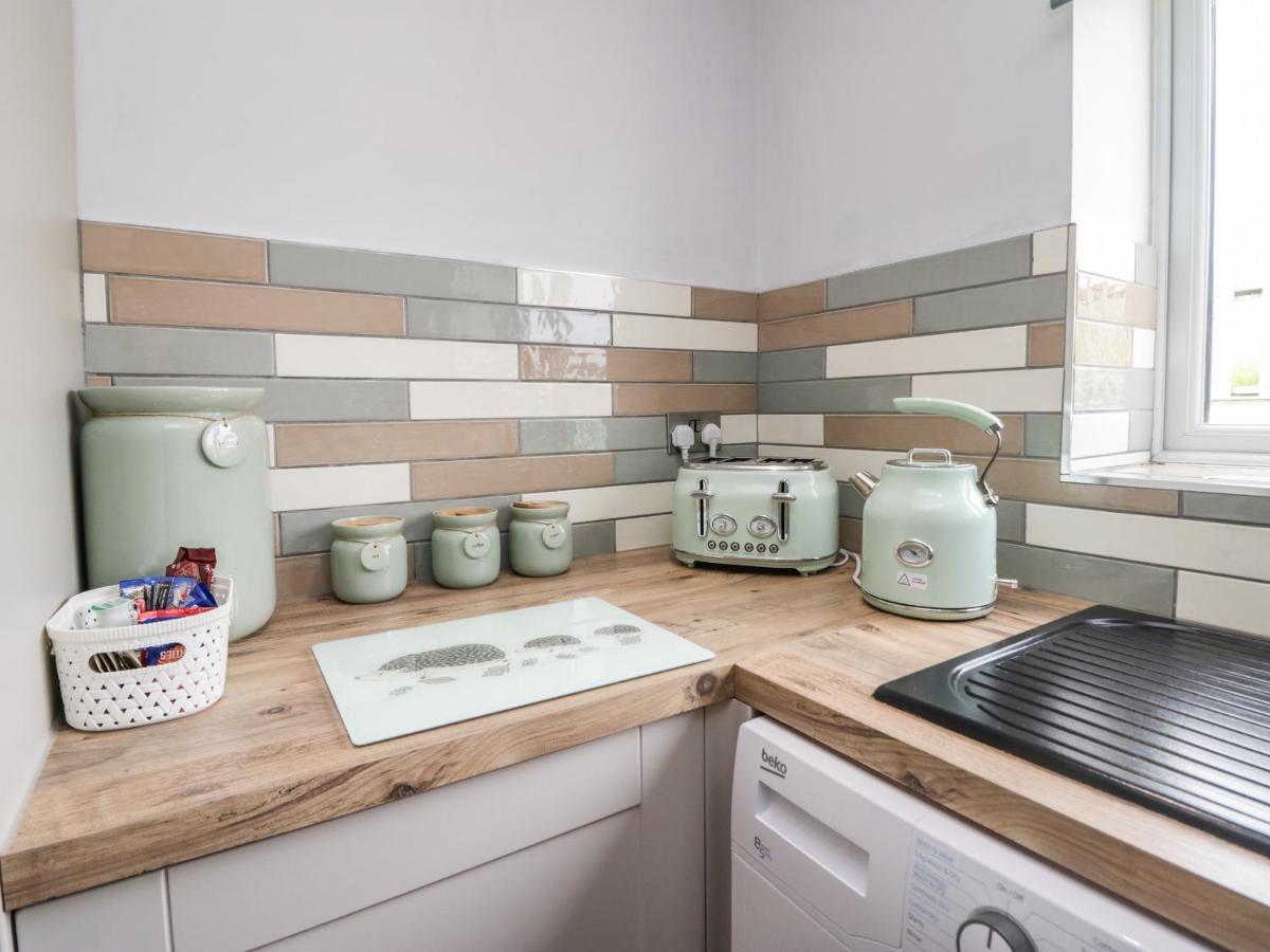 Primrose Cottage Ulverston Bagian luar foto